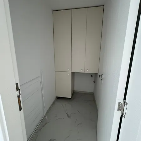 в комплекс Voyage кавици, ап18 *